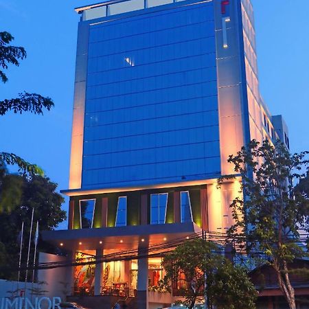 Luminor Hotel Jakarta Kota By Wh Exterior foto